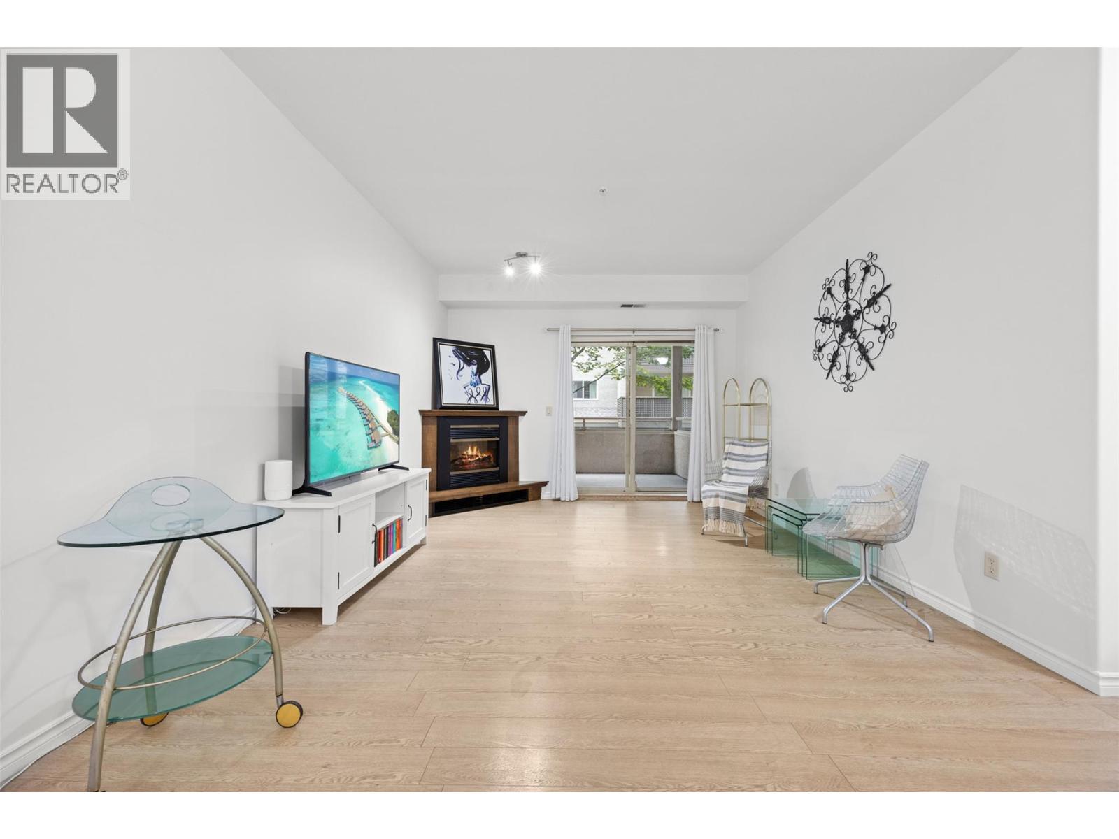 Picture for Unit #109, 1007 Harvey  Avenue https://www.cirrealty.ca/reb/bc/5/10364555_7.jpg