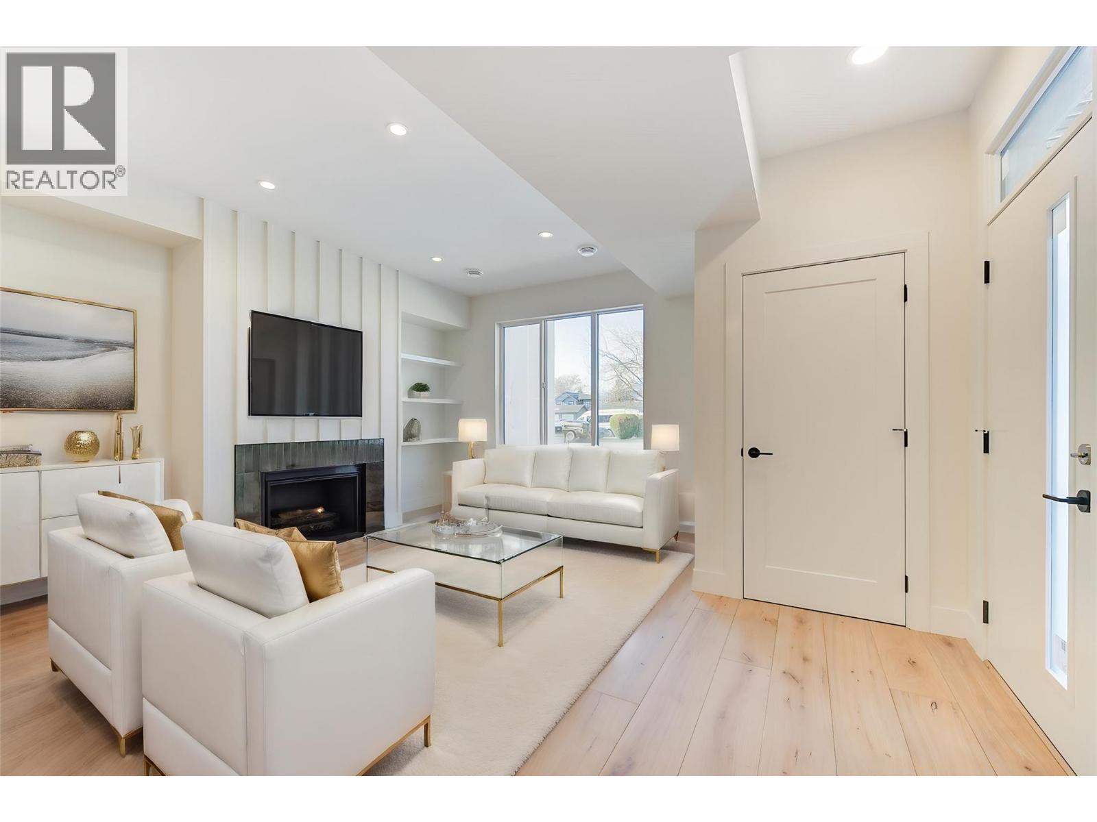 Picture for 857 Kinnear  Court