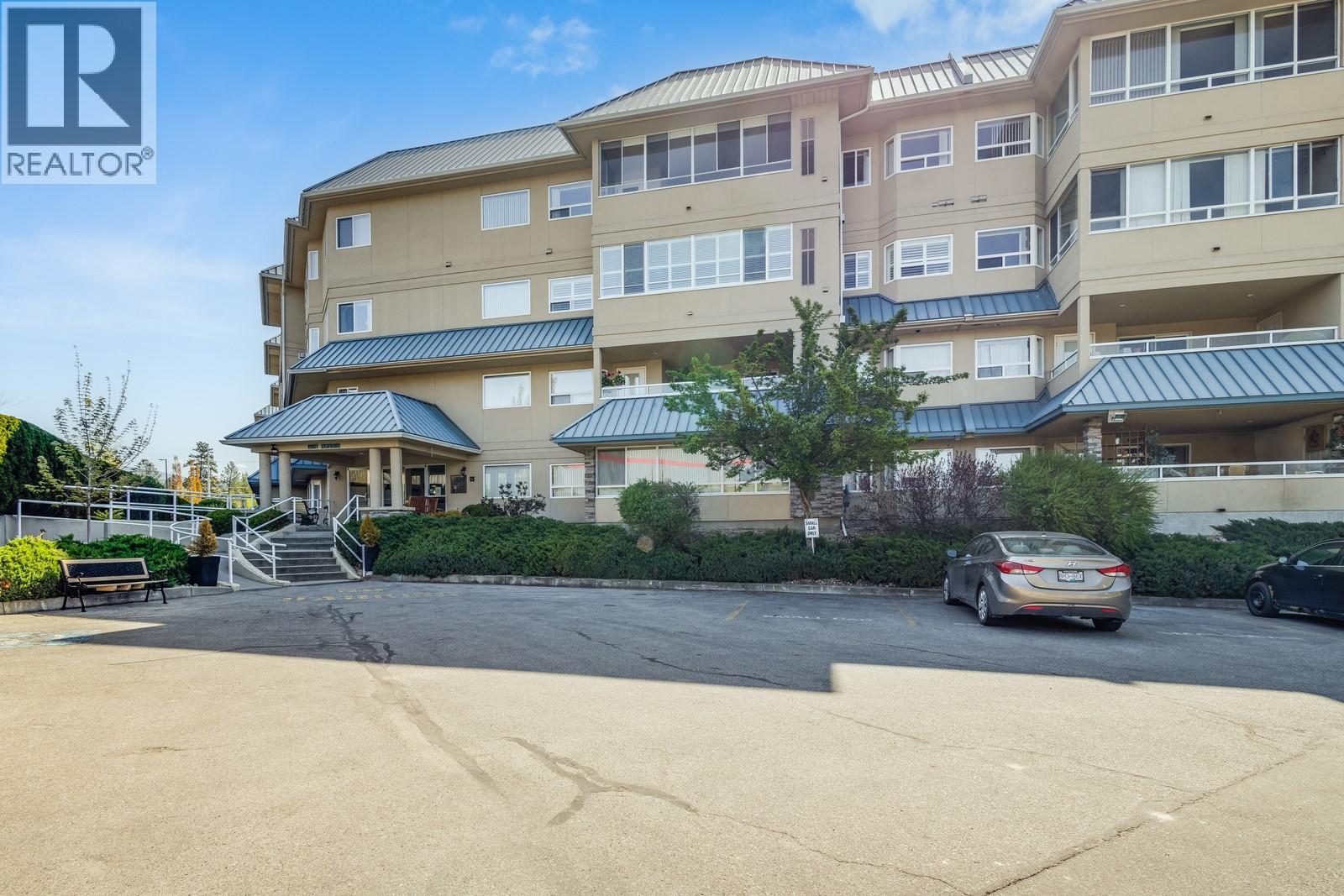 Picture for Unit #306, 1961 Durnin  Road https://www.cirrealty.ca/reb/bc/5/10364685_27.jpg