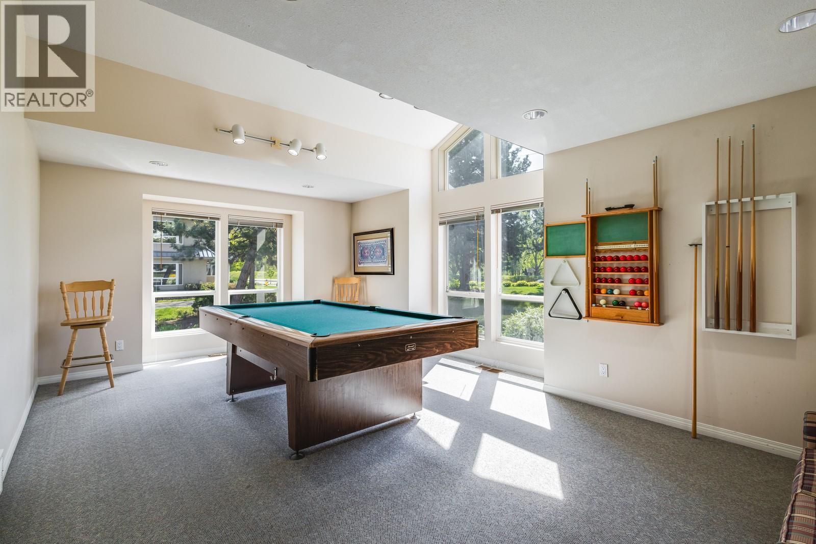 Picture for Unit #306, 1961 Durnin  Road https://www.cirrealty.ca/reb/bc/5/10364685_34.jpg