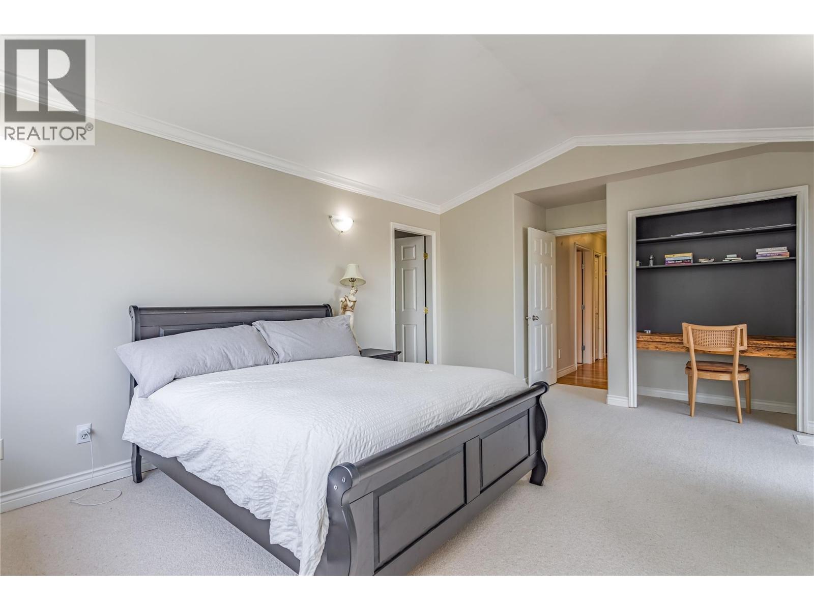 Picture for 311 Woodpark  Crescent https://www.cirrealty.ca/reb/bc/5/10365125_25.jpg