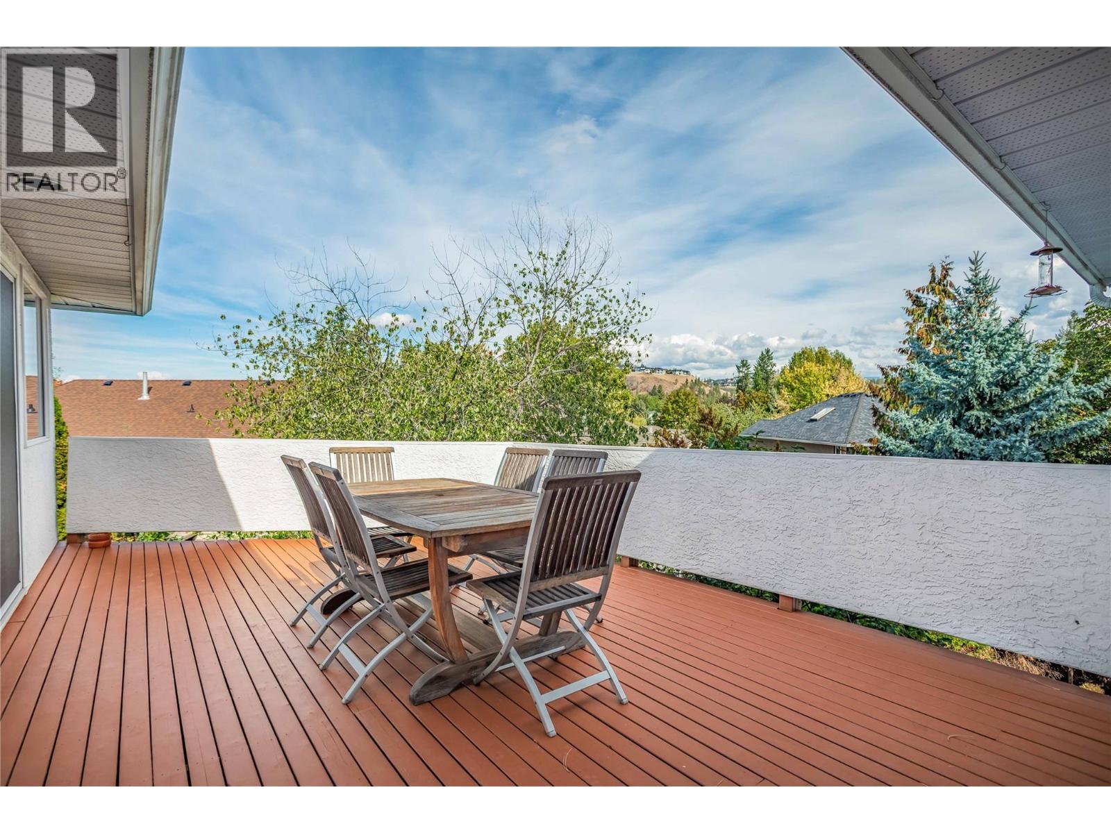Picture for 311 Woodpark  Crescent https://www.cirrealty.ca/reb/bc/5/10365125_33.jpg