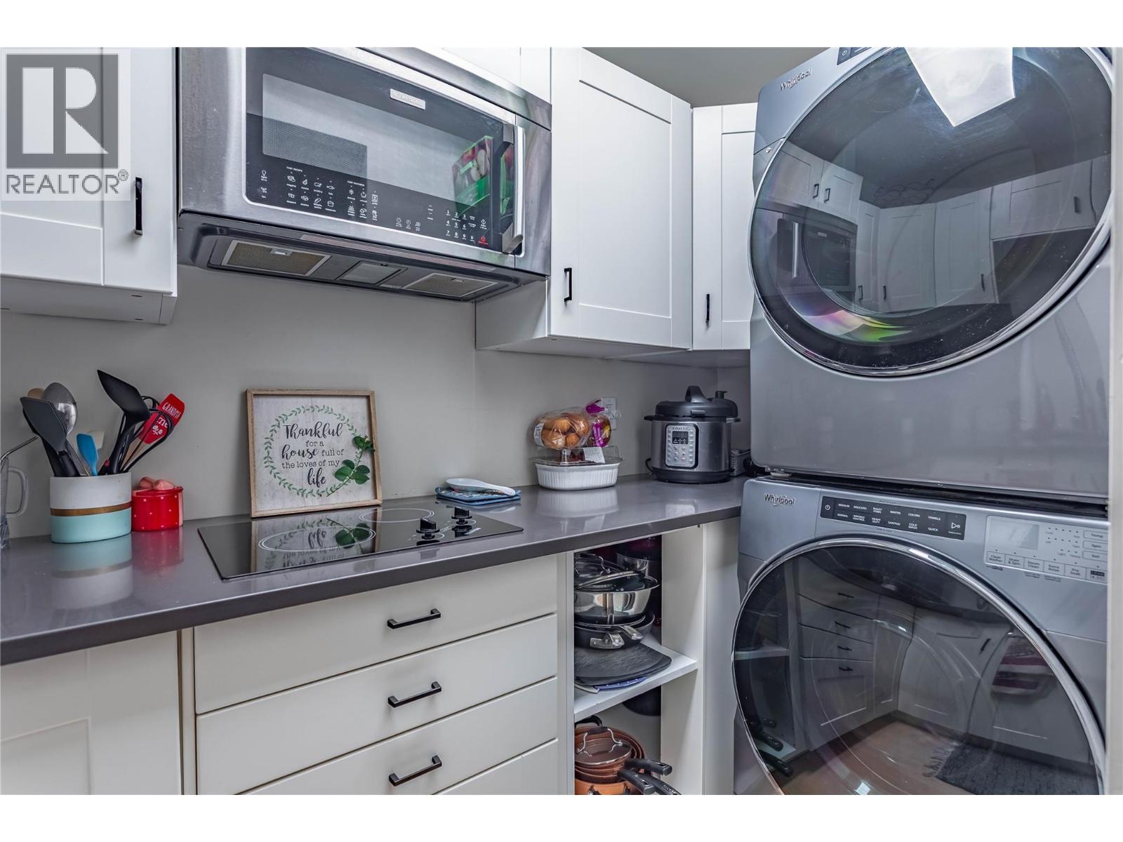 Picture for 311 Woodpark  Crescent https://www.cirrealty.ca/reb/bc/5/10365125_44.jpg