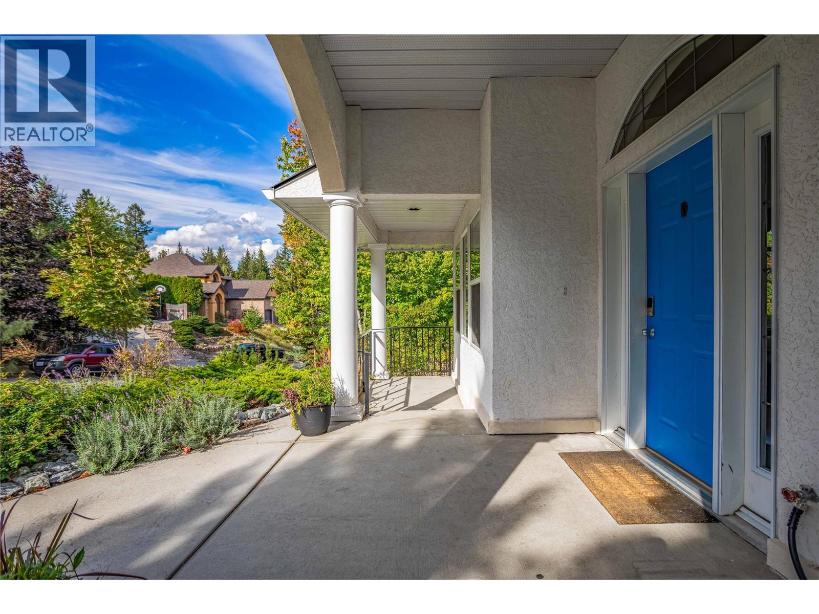 Picture for 311 Woodpark  Crescent https://www.cirrealty.ca/reb/bc/5/10365125_7.jpg