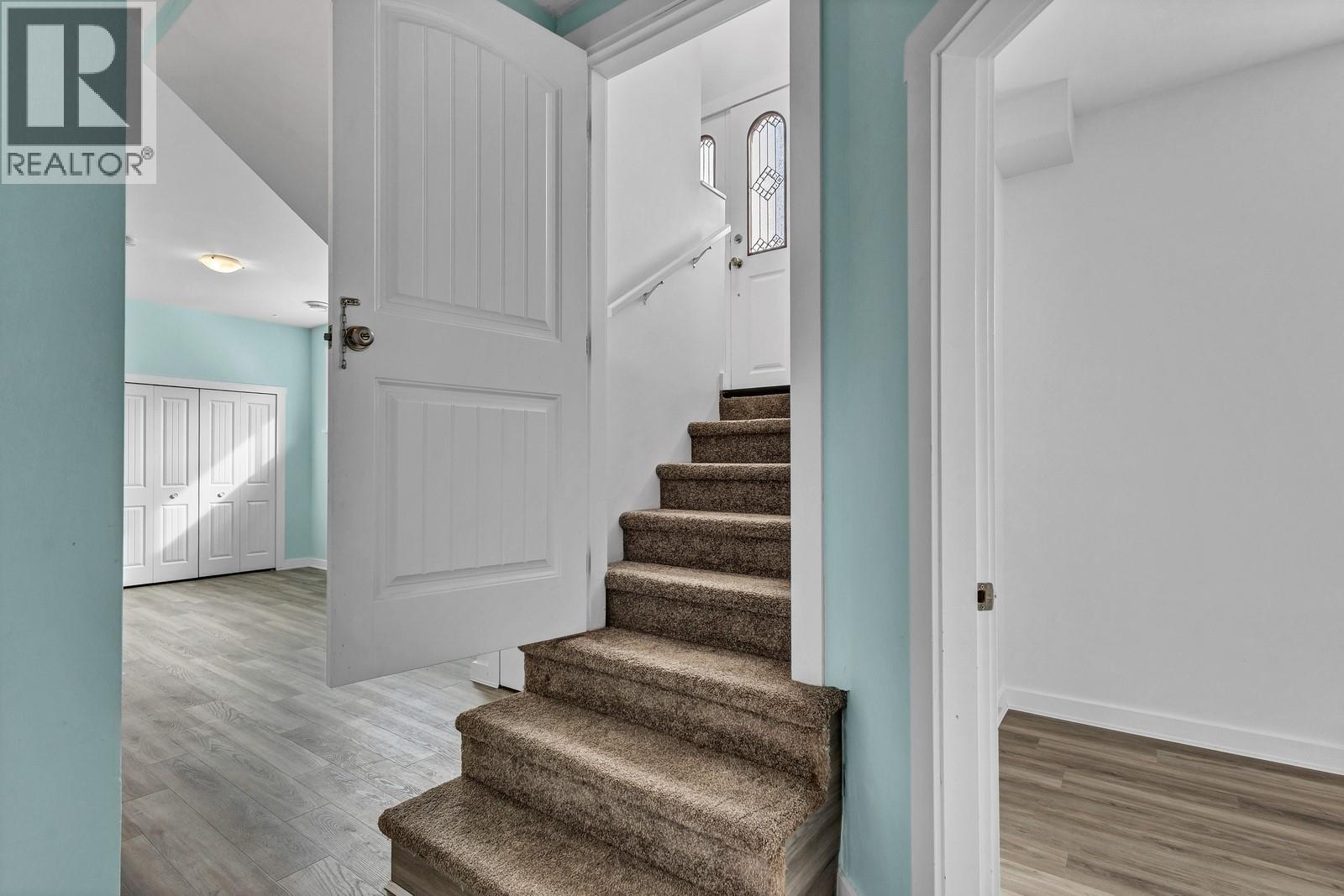 Picture for 202 Pearson  Road https://www.cirrealty.ca/reb/bc/5/10365135_26.jpg
