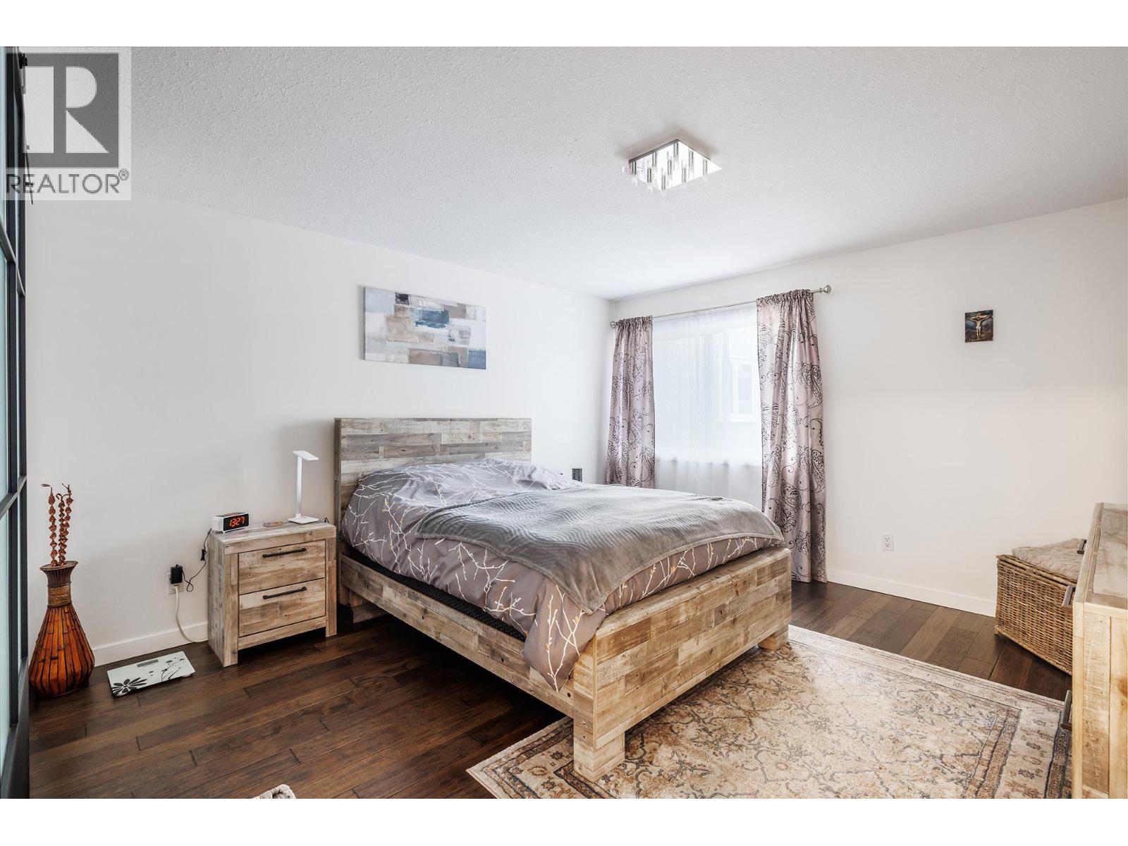 Picture for Unit #31, 3370 Casorso  Road https://www.cirrealty.ca/reb/bc/5/10365355_13.jpg