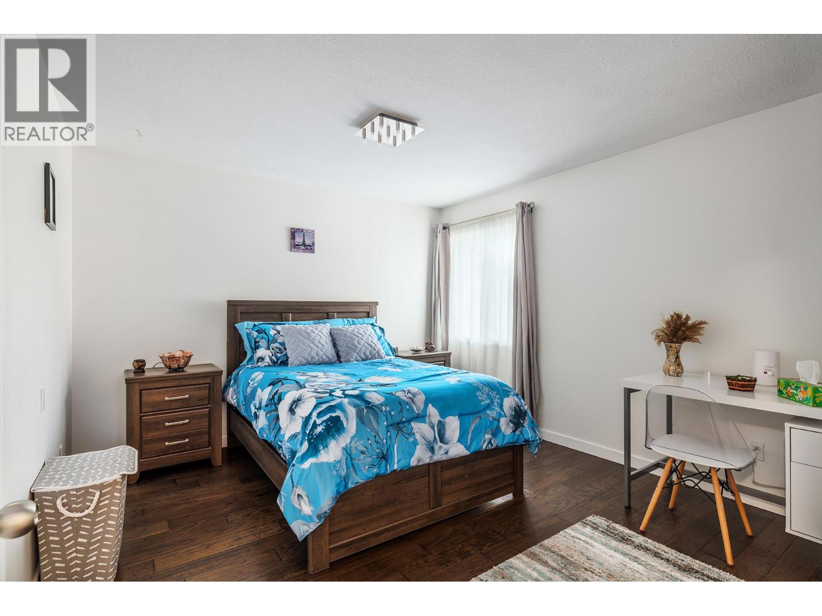 Picture for Unit #31, 3370 Casorso  Road https://www.cirrealty.ca/reb/bc/5/10365355_16.jpg