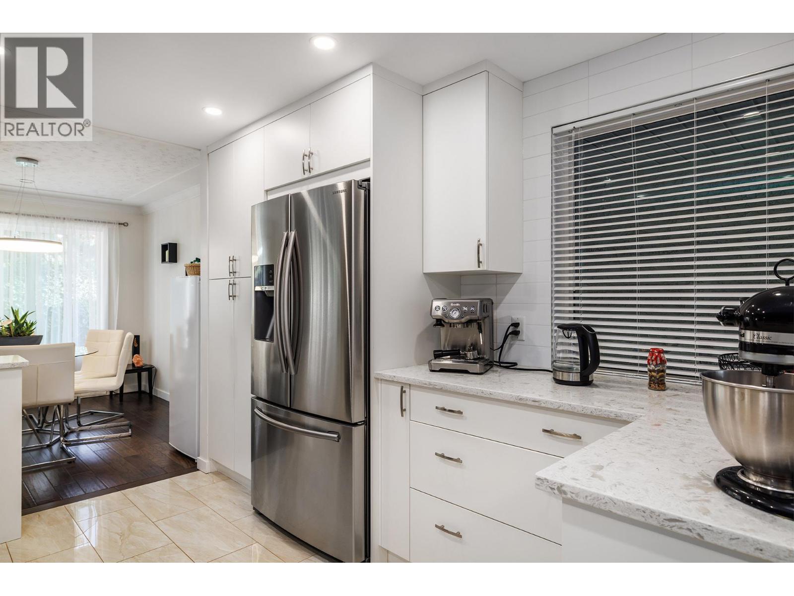 Picture for Unit #31, 3370 Casorso  Road https://www.cirrealty.ca/reb/bc/5/10365355_9.jpg