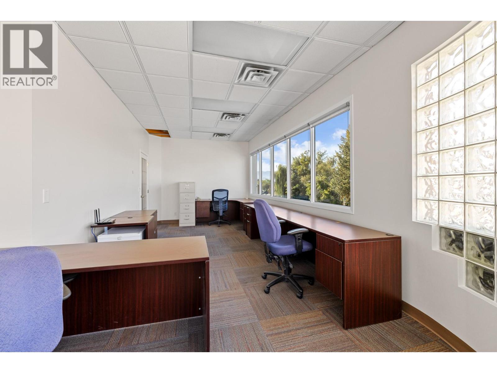 Picture for Unit #201 & 203, 1505 Harvey  Avenue https://www.cirrealty.ca/reb/bc/5/10365375_14.jpg