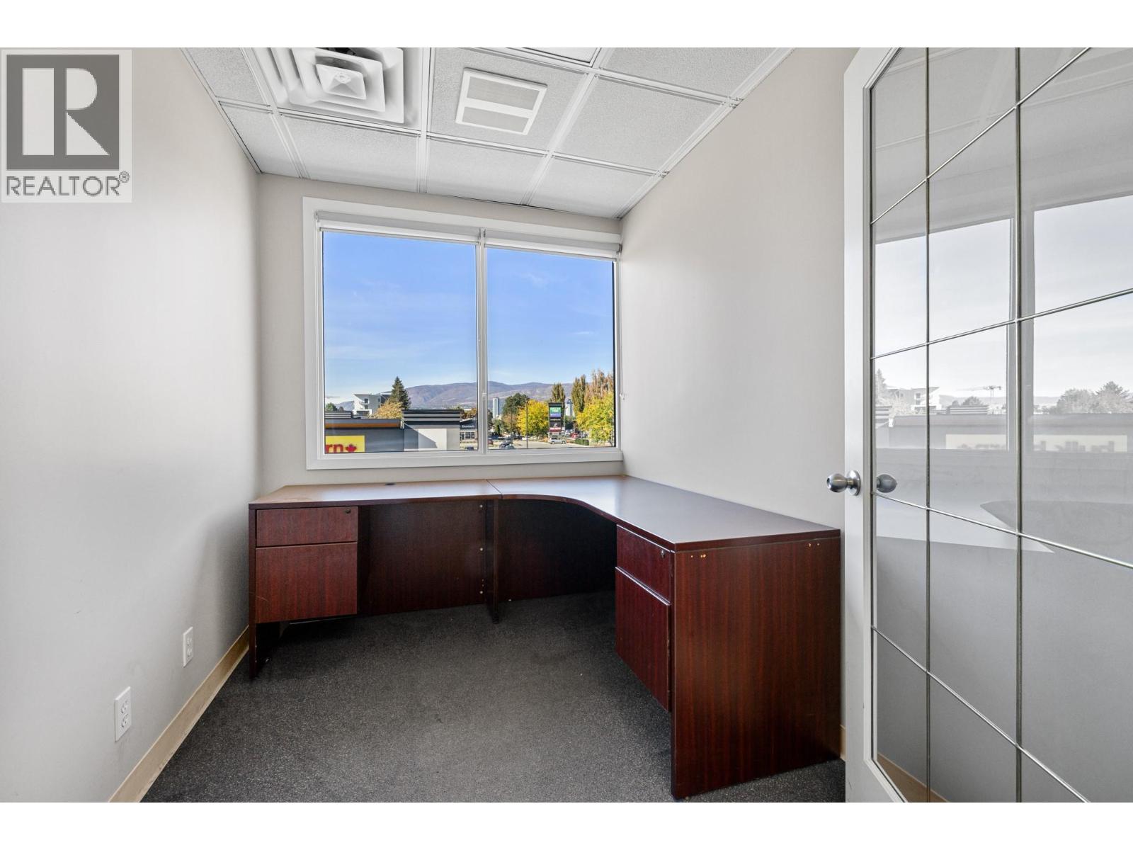 Picture for Unit #201 & 203, 1505 Harvey  Avenue https://www.cirrealty.ca/reb/bc/5/10365375_19.jpg