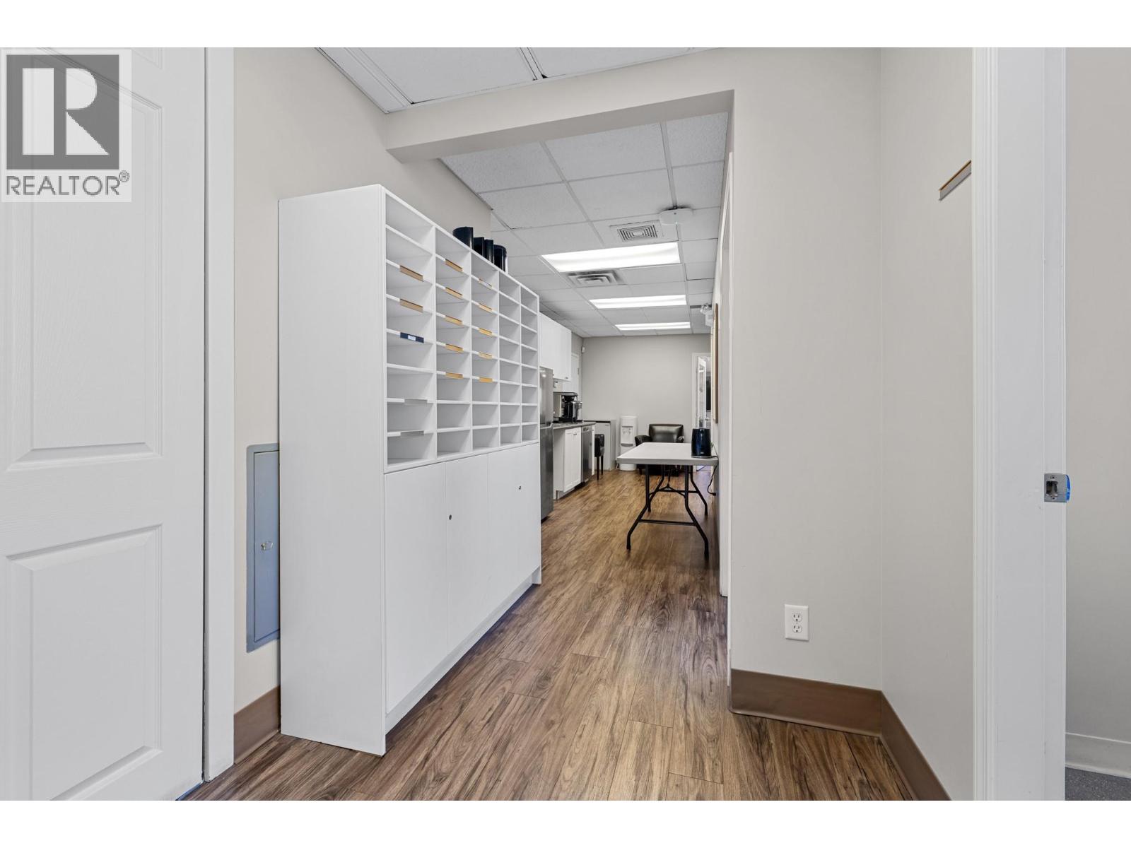 Picture for Unit #201 & 203, 1505 Harvey  Avenue https://www.cirrealty.ca/reb/bc/5/10365375_23.jpg