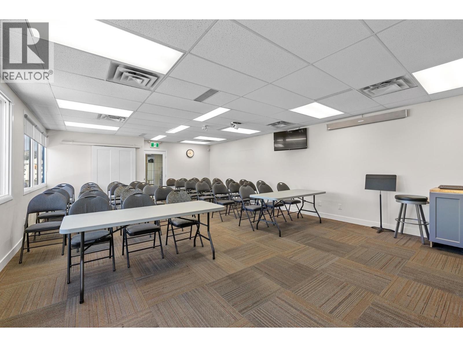 Picture for Unit #201 & 203, 1505 Harvey  Avenue https://www.cirrealty.ca/reb/bc/5/10365375_27.jpg