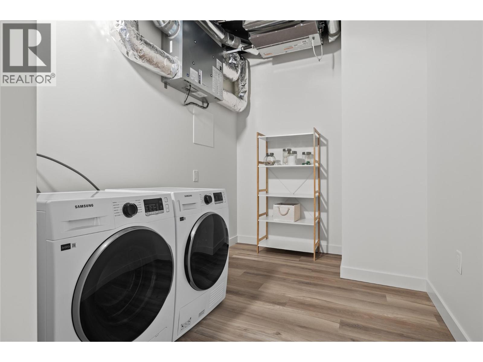 Picture for Unit #310, 1111 Frost  Road https://www.cirrealty.ca/reb/bc/5/10365655_9.jpg