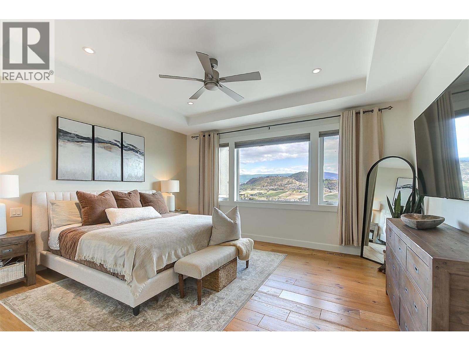 Picture for 738 Highpointe  Drive https://www.cirrealty.ca/reb/bc/5/10365685_29.jpg