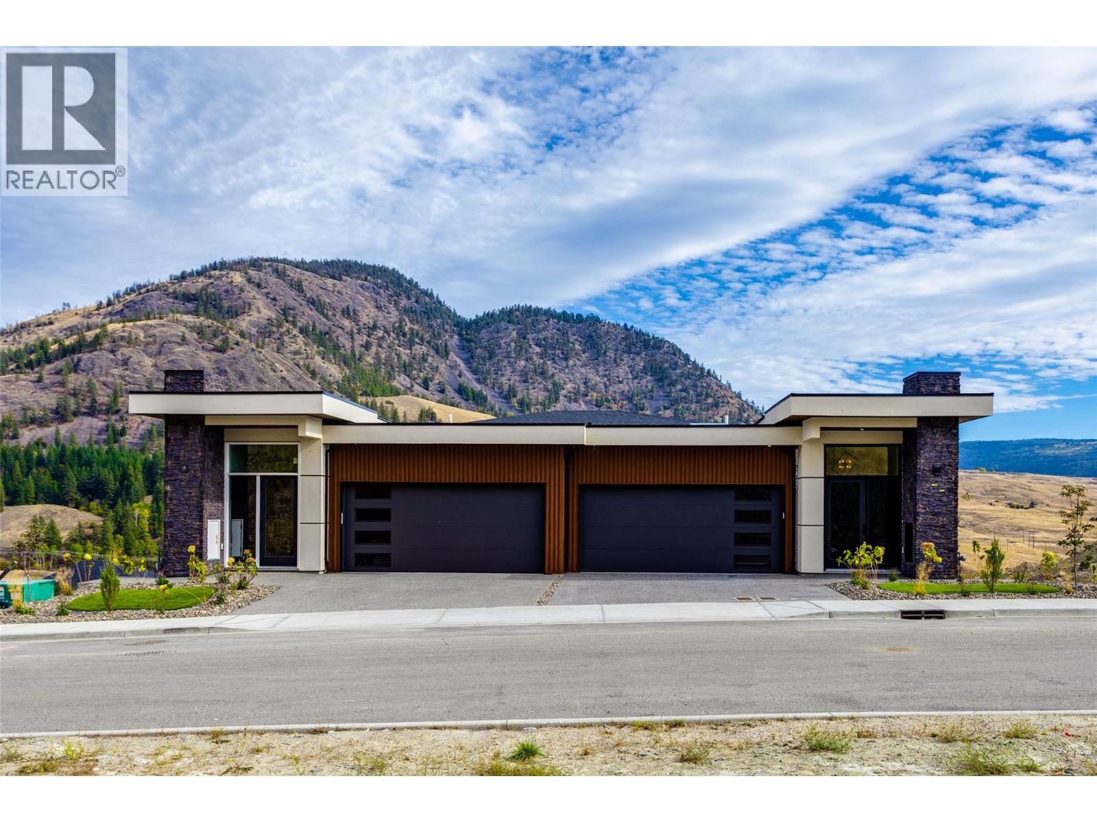 Picture for 1123 Greenock  Court https://www.cirrealty.ca/reb/bc/5/10365725_2.jpg