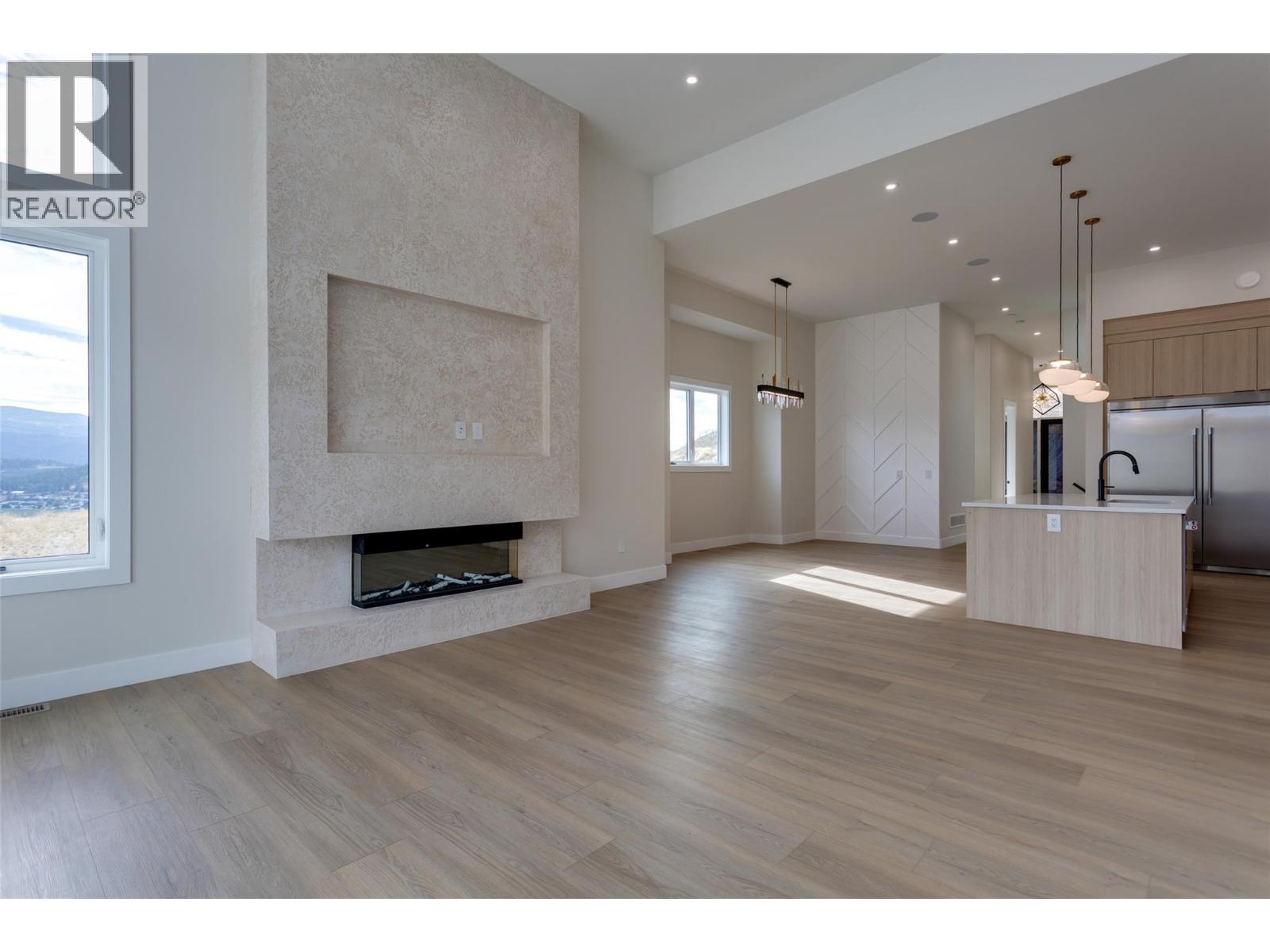 Picture for 1123 Greenock  Court https://www.cirrealty.ca/reb/bc/5/10365725_23.jpg