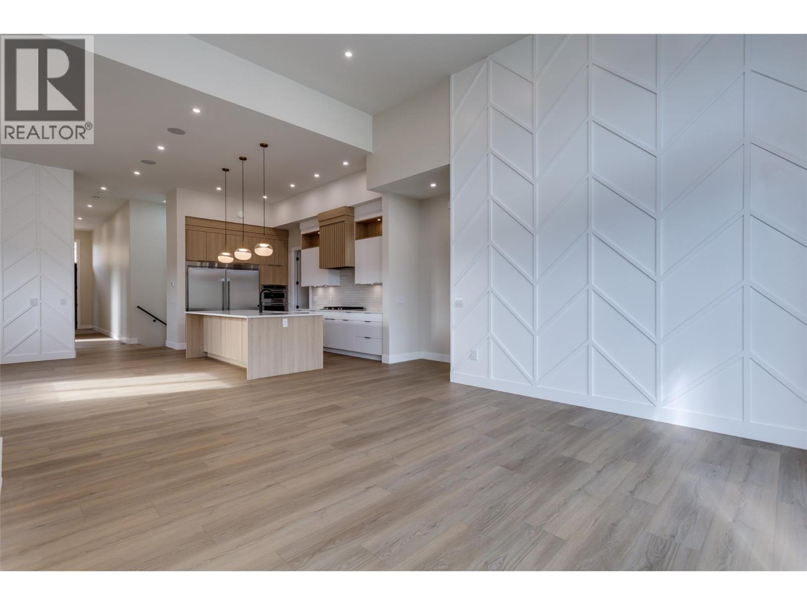 Picture for 1123 Greenock  Court https://www.cirrealty.ca/reb/bc/5/10365725_24.jpg
