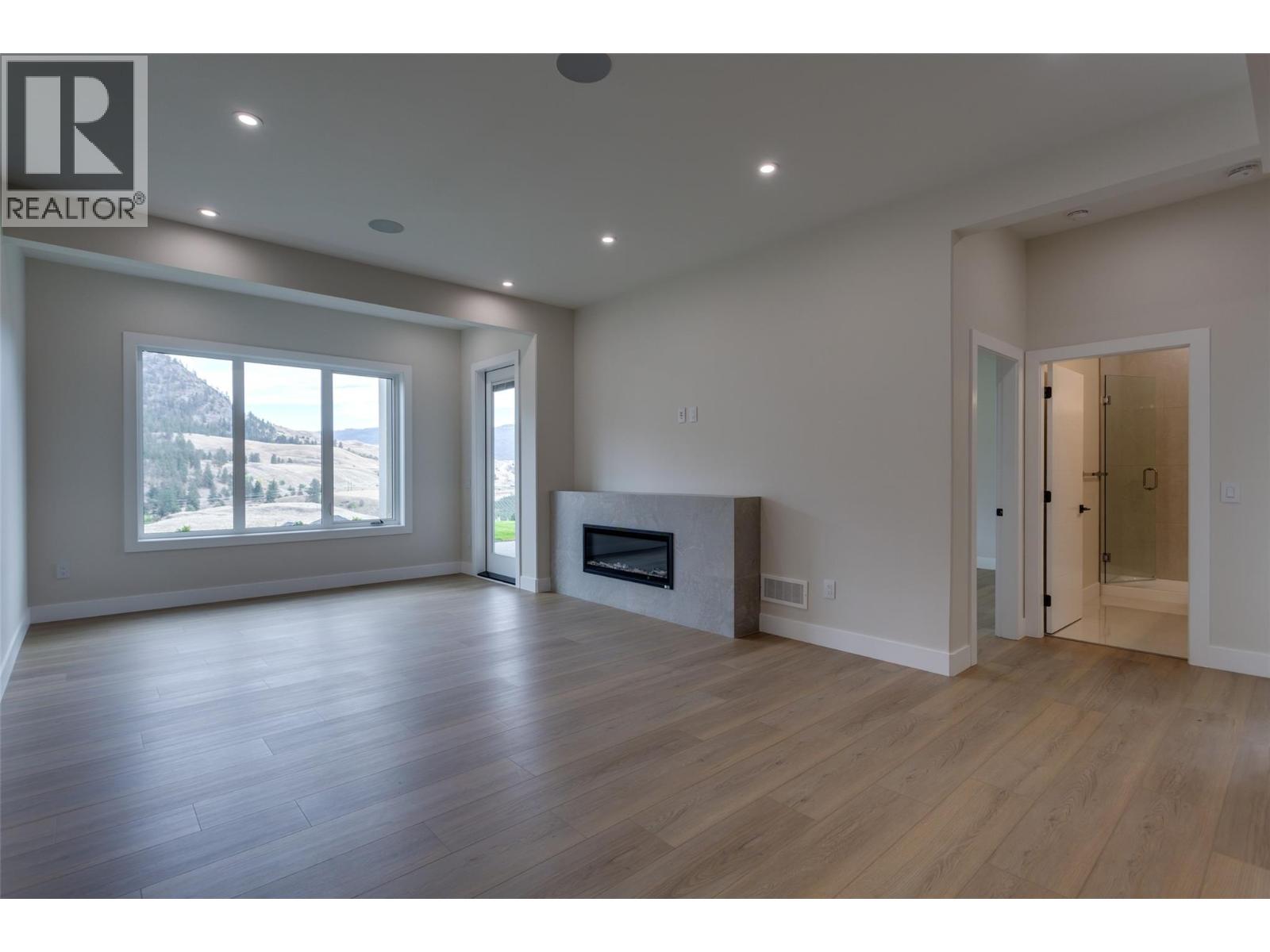 Picture for 1123 Greenock  Court https://www.cirrealty.ca/reb/bc/5/10365725_40.jpg