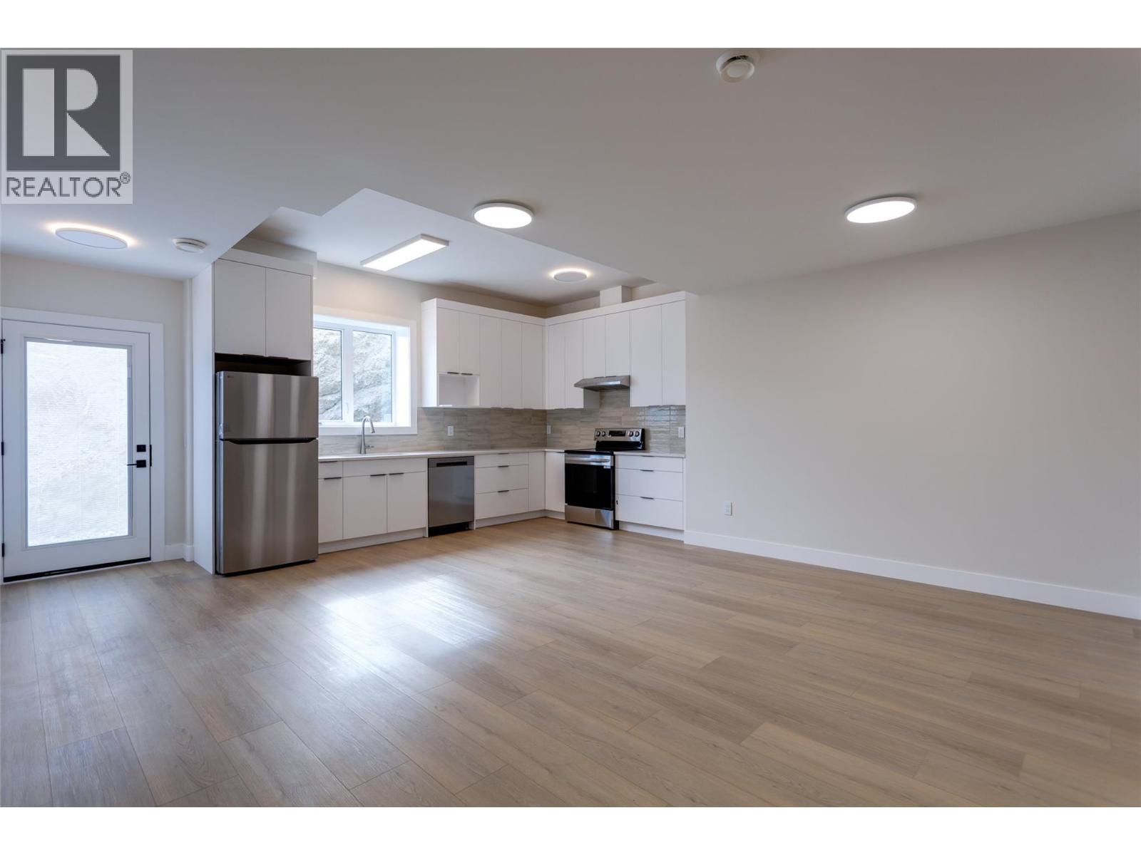 Picture for 1123 Greenock  Court https://www.cirrealty.ca/reb/bc/5/10365725_53.jpg