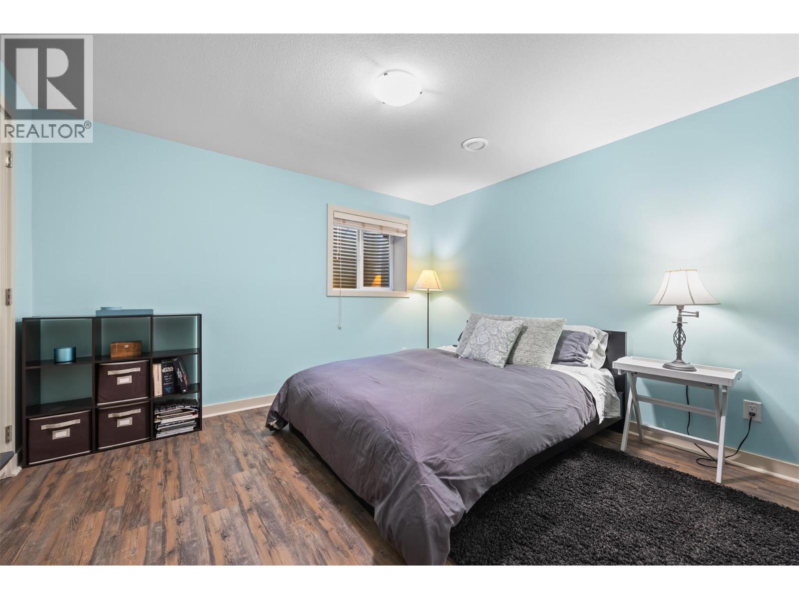 Picture for 607 Quarry  Avenue https://www.cirrealty.ca/reb/bc/5/10365765_47.jpg