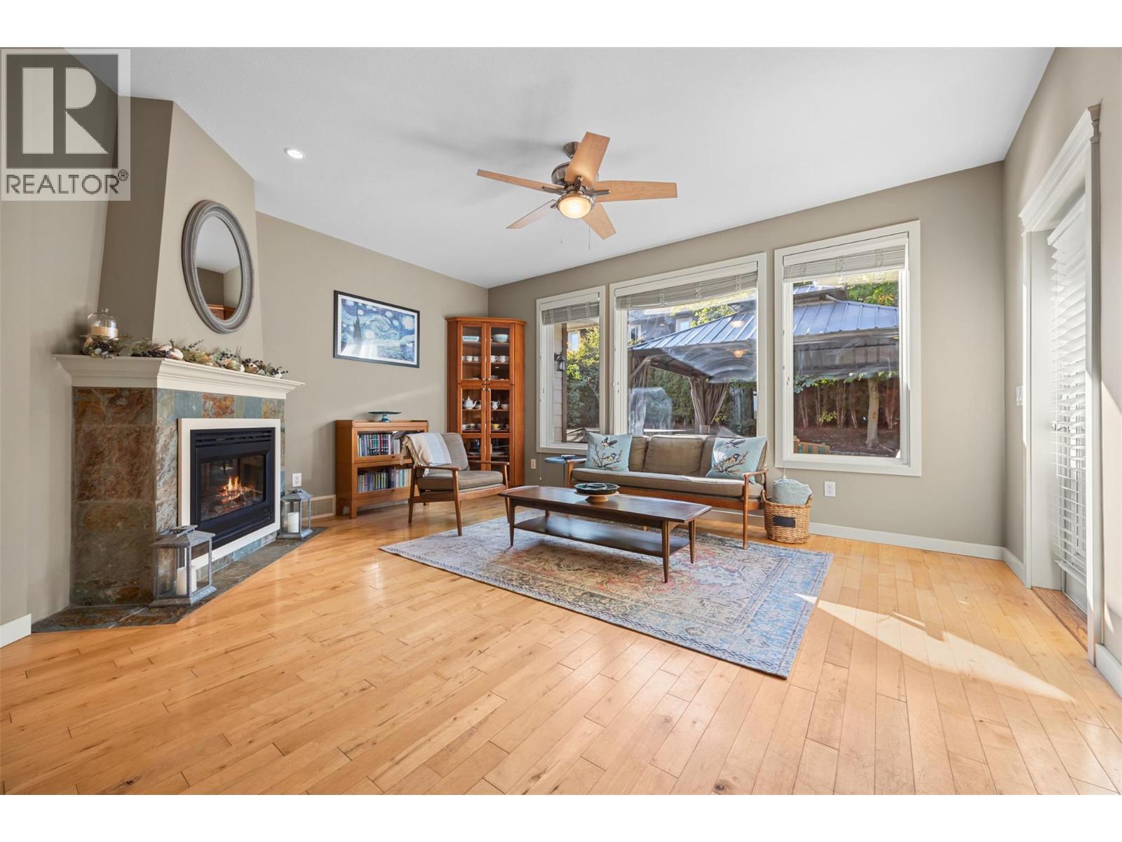 Picture for 607 Quarry  Avenue