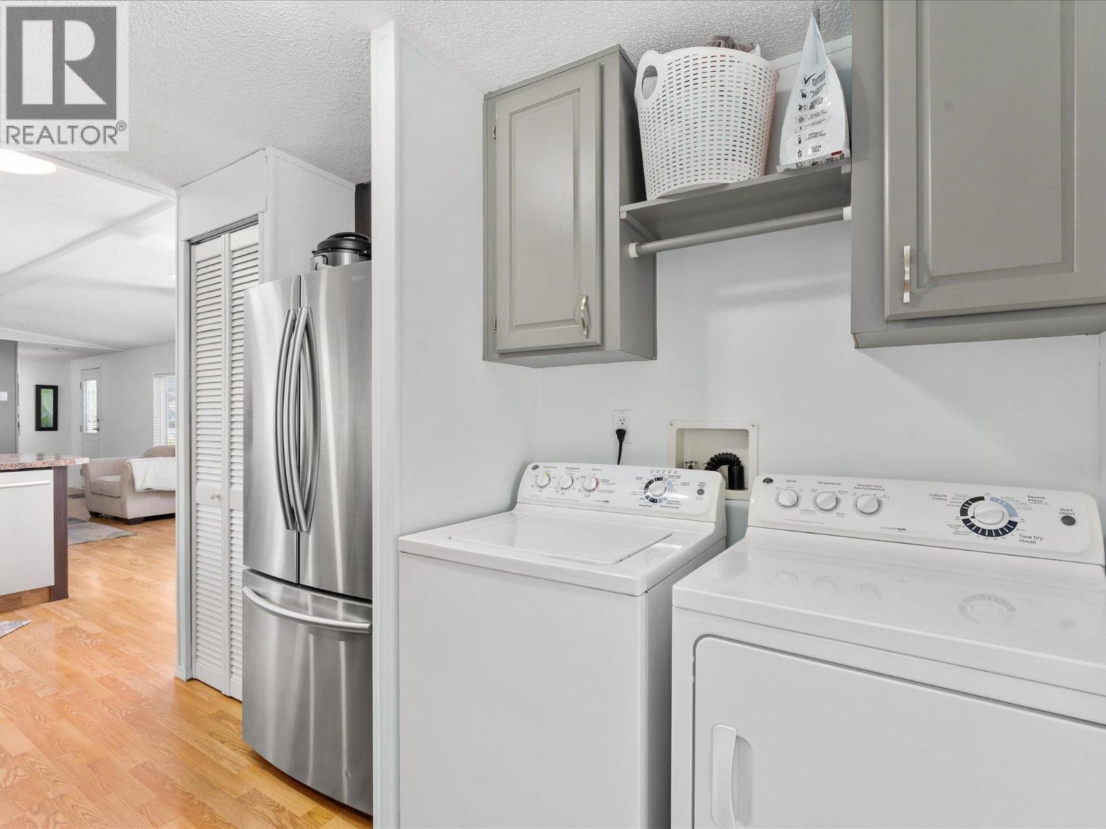 Picture for Unit #9, 610 Katherine  Road https://www.cirrealty.ca/reb/bc/5/10365905_13.jpg