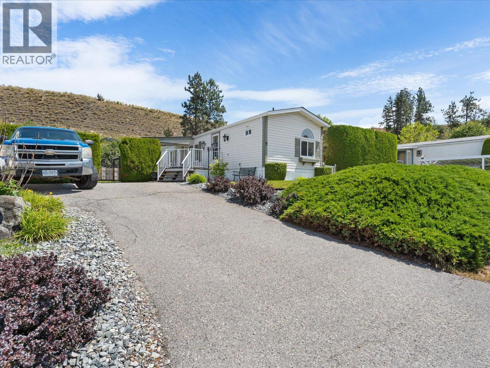 Picture for Unit #9, 610 Katherine  Road https://www.cirrealty.ca/reb/bc/5/10365905_24.jpg