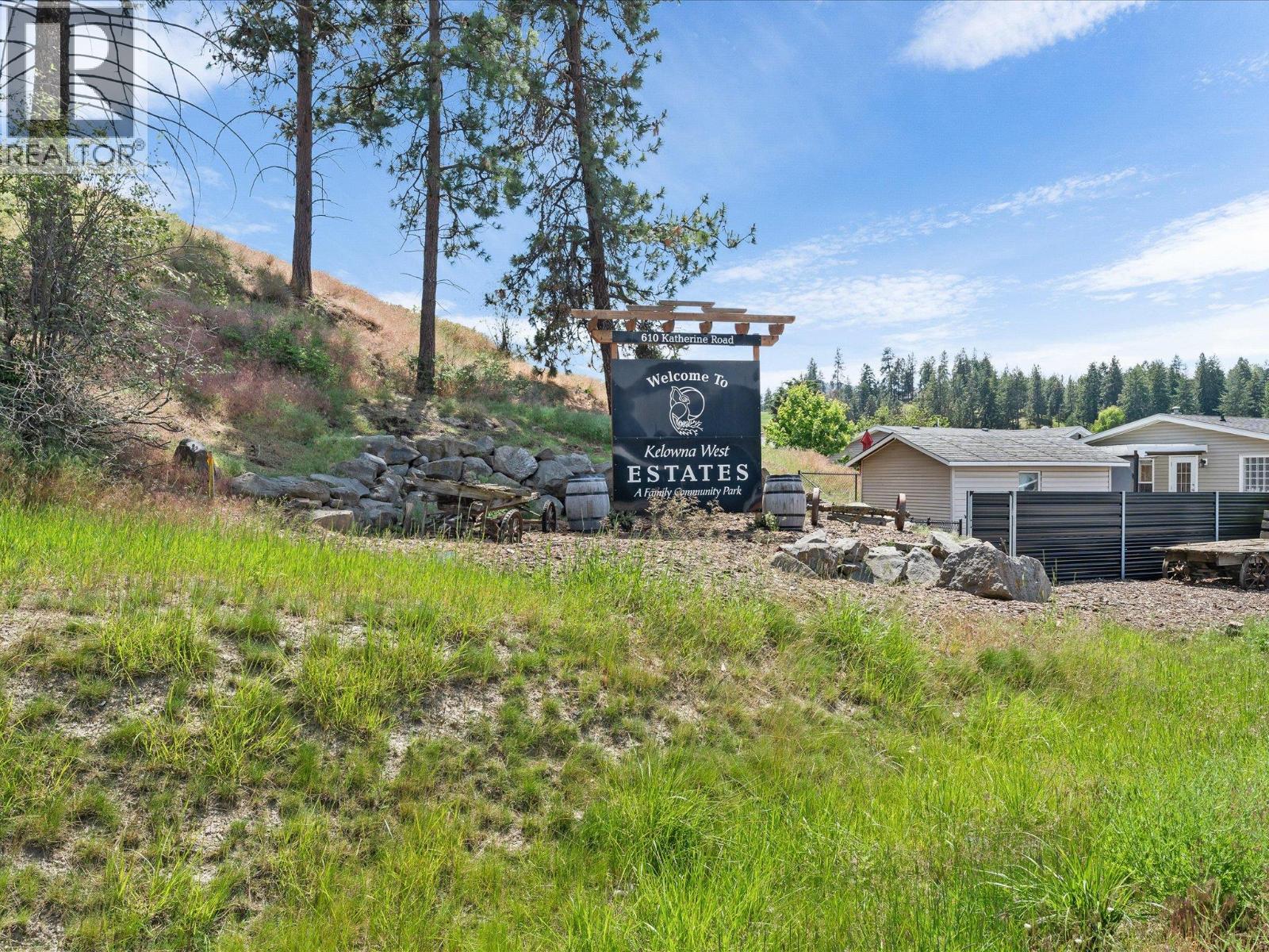 Picture for Unit #9, 610 Katherine  Road https://www.cirrealty.ca/reb/bc/5/10365905_26.jpg