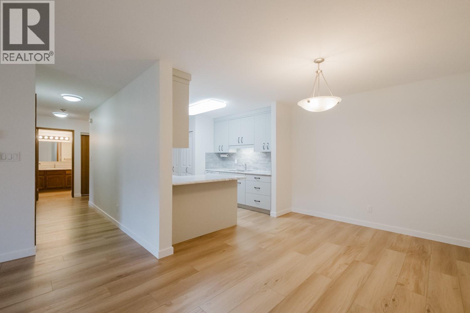 Picture for Unit #104, 262 KINNEY  Avenue