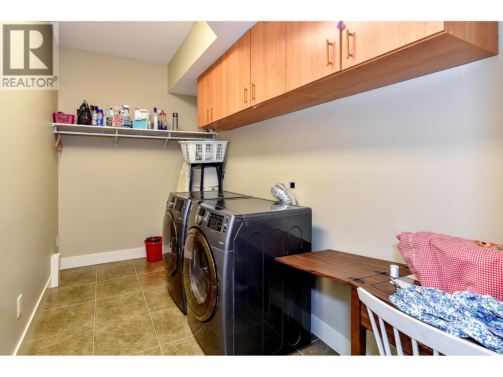 Picture for Unit #8, 2450 Selkirk  Drive https://www.cirrealty.ca/reb/bc/5/10365945_27.jpg