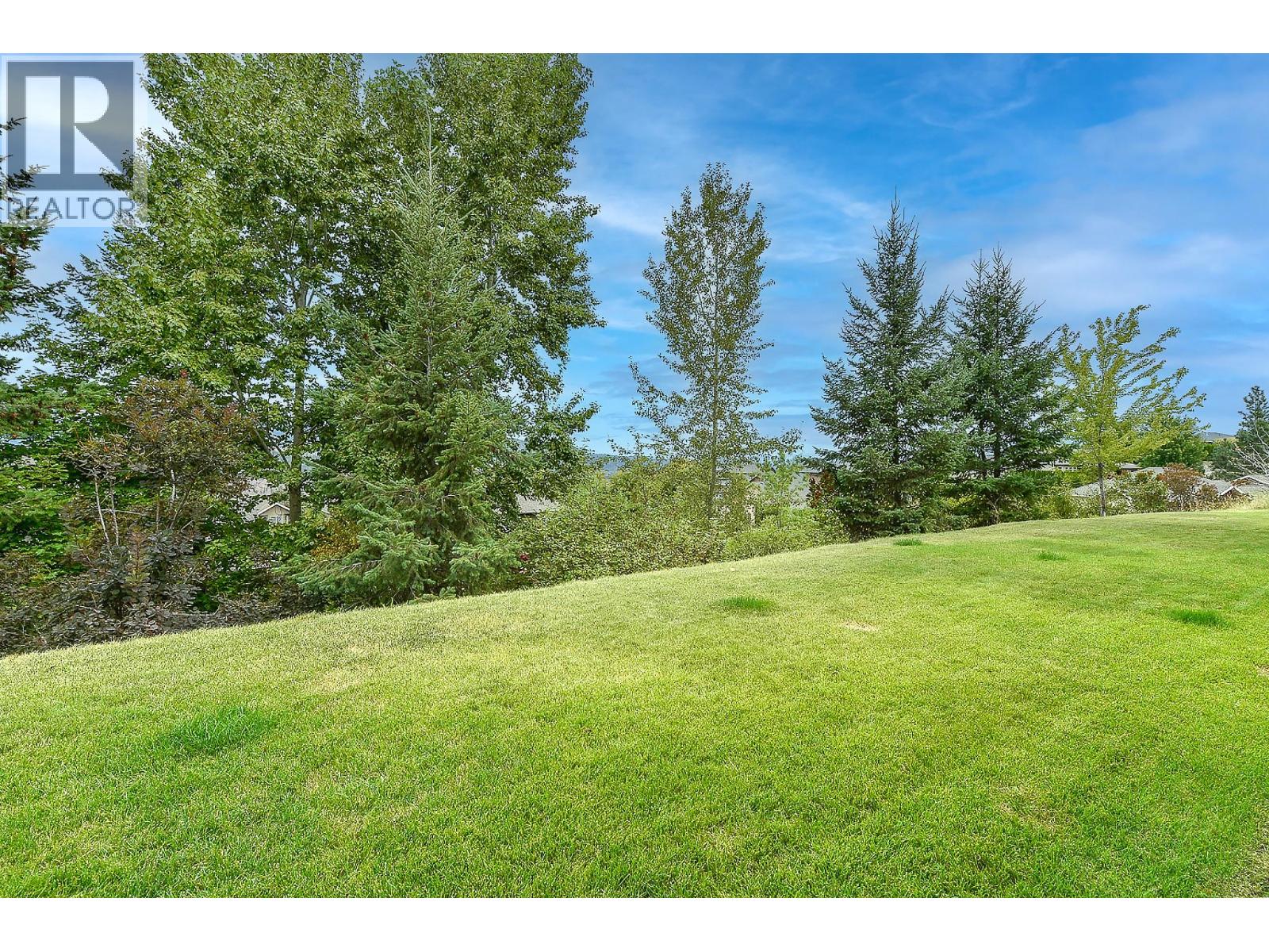 Picture for Unit #8, 2450 Selkirk  Drive https://www.cirrealty.ca/reb/bc/5/10365945_40.jpg