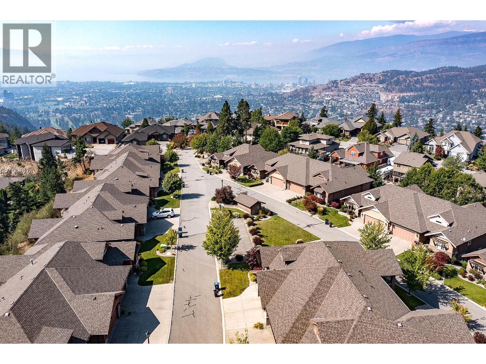 Picture for Unit #8, 2450 Selkirk  Drive https://www.cirrealty.ca/reb/bc/5/10365945_45.jpg