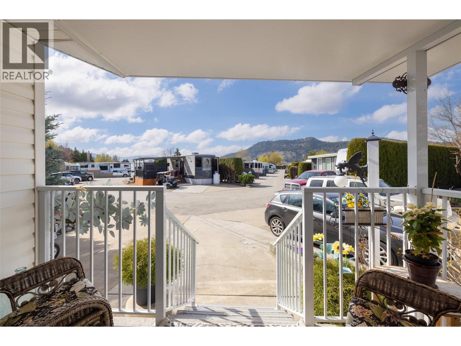 Picture for Unit #348, 415 Commonwealth  Road https://www.cirrealty.ca/reb/bc/5/10366045_15.jpg