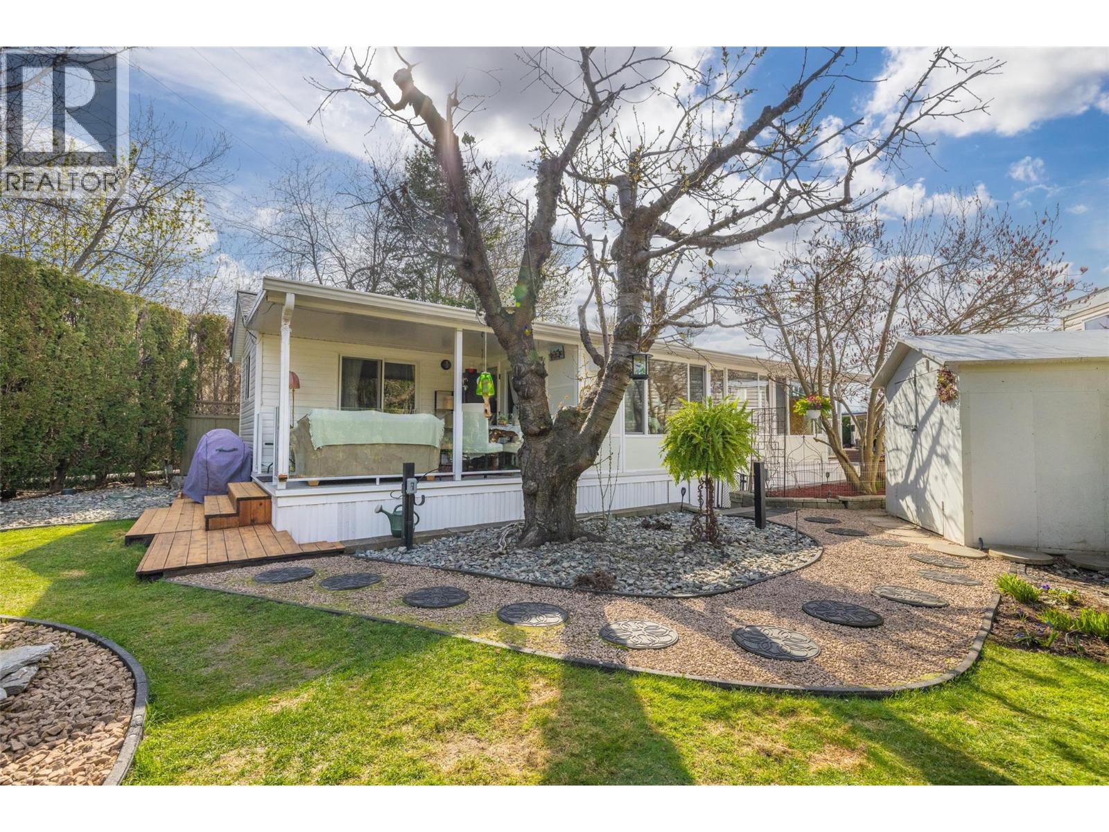 Picture for Unit #348, 415 Commonwealth  Road