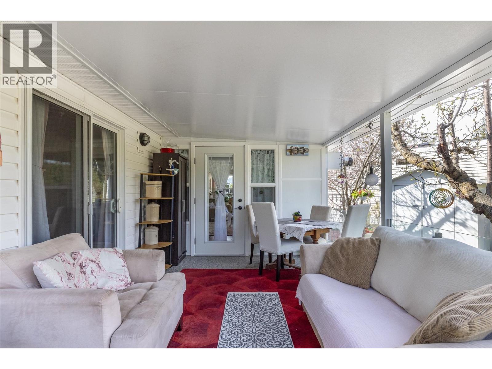 Picture for Unit #348, 415 Commonwealth  Road https://www.cirrealty.ca/reb/bc/5/10366045_41.jpg