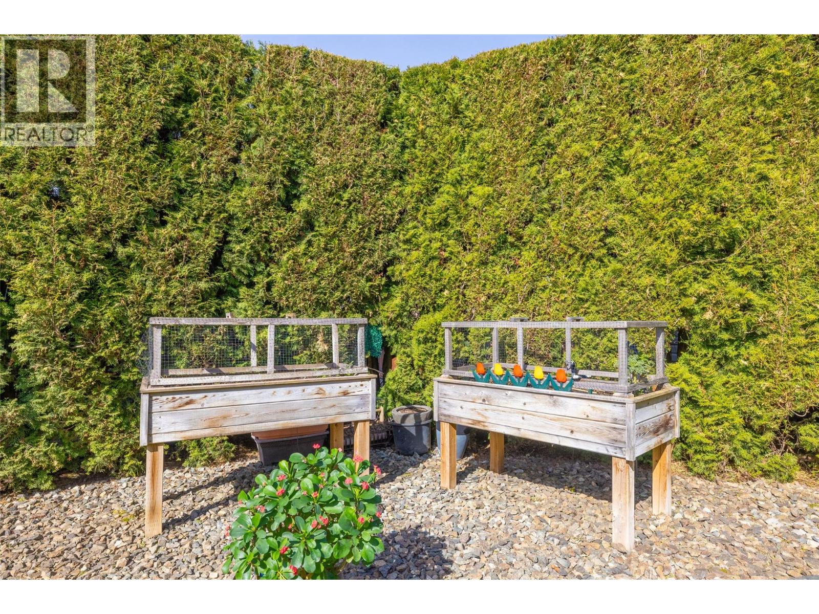 Picture for Unit #348, 415 Commonwealth  Road https://www.cirrealty.ca/reb/bc/5/10366045_42.jpg