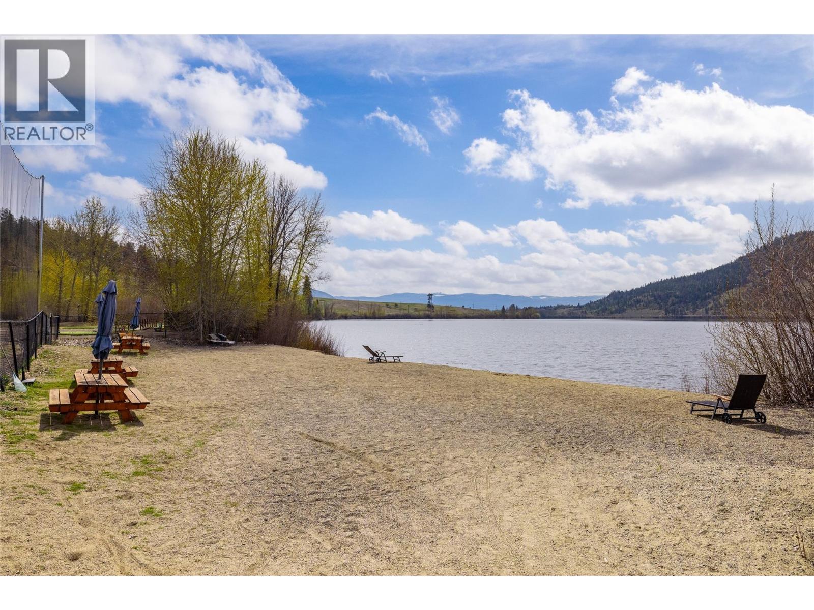 Picture for Unit #348, 415 Commonwealth  Road https://www.cirrealty.ca/reb/bc/5/10366045_58.jpg