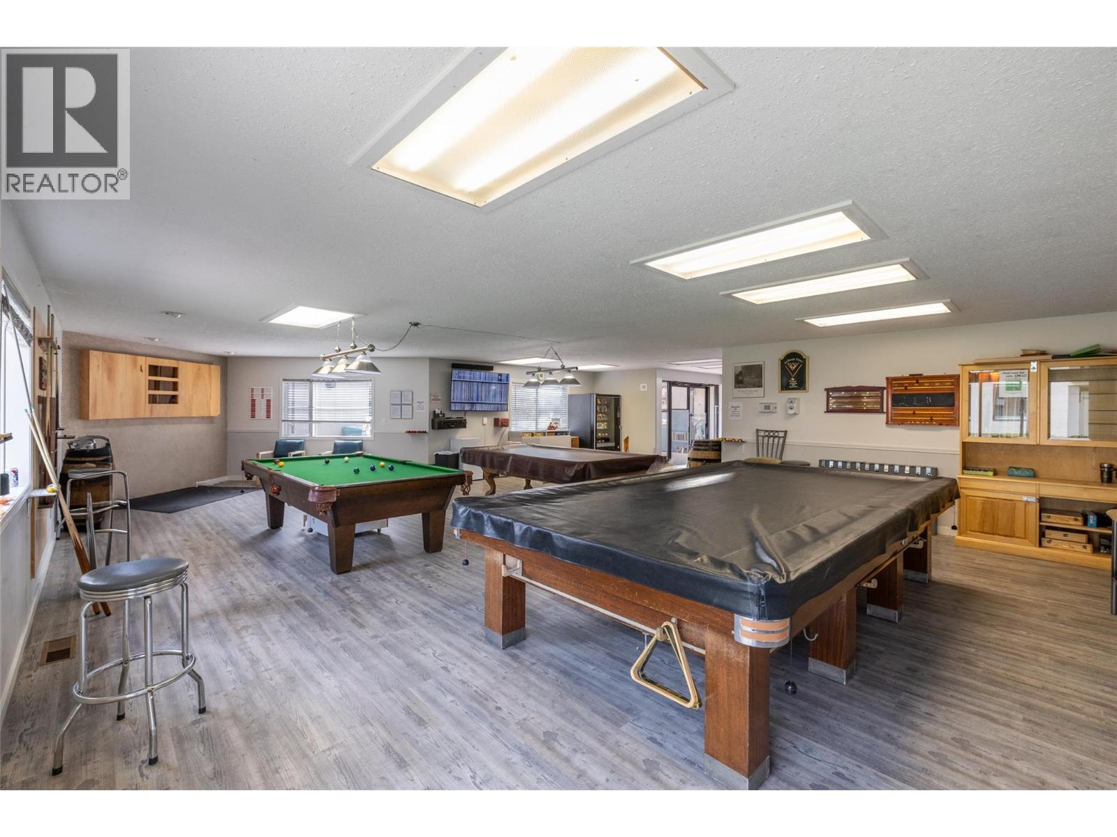 Picture for Unit #348, 415 Commonwealth  Road https://www.cirrealty.ca/reb/bc/5/10366045_67.jpg