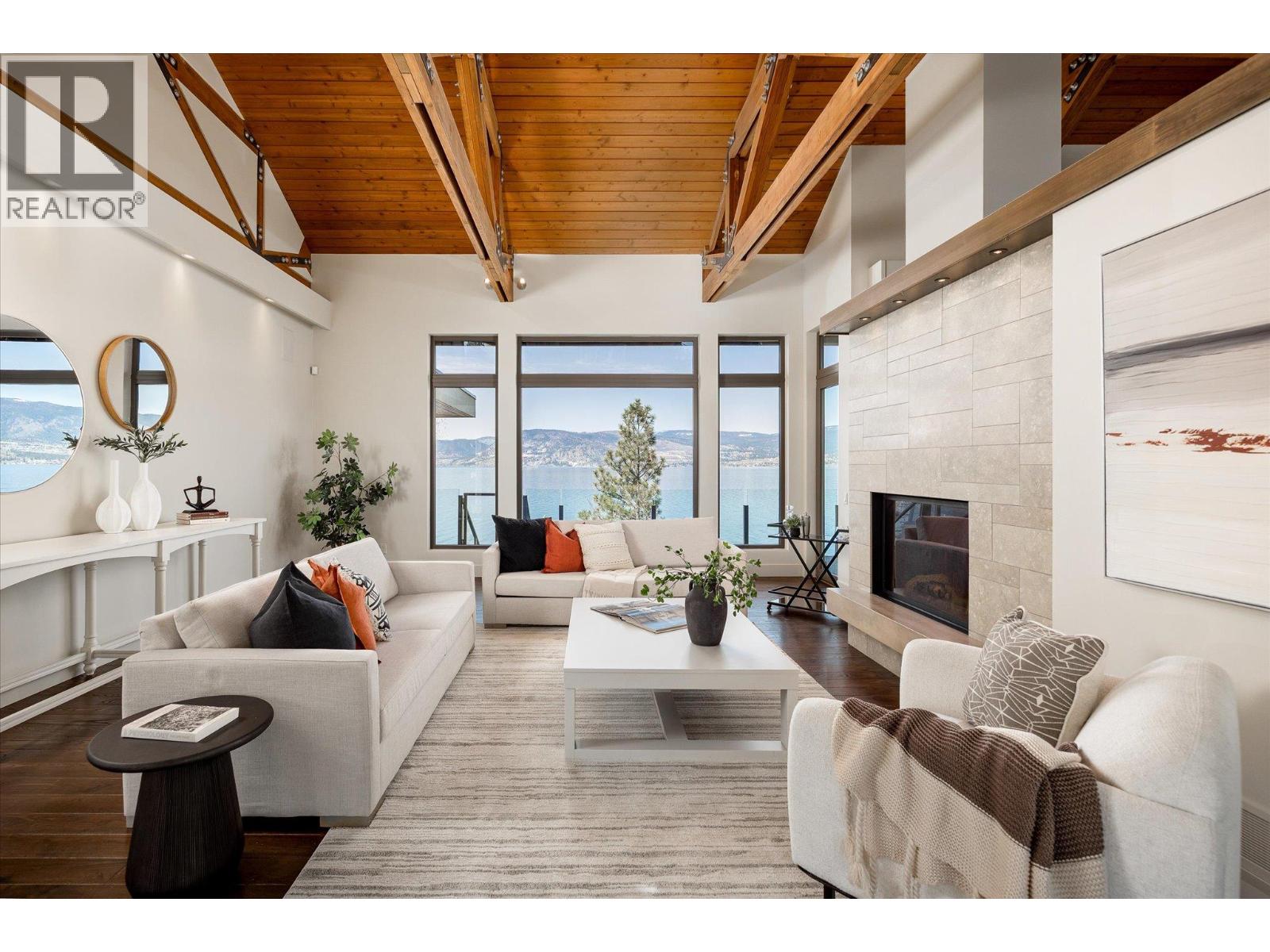 Picture for 5560 Lakeshore  Road https://www.cirrealty.ca/reb/bc/5/10366095_5.jpg