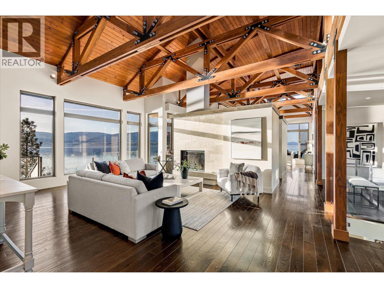 Picture for 5560 Lakeshore  Road https://www.cirrealty.ca/reb/bc/5/10366095_53.jpg