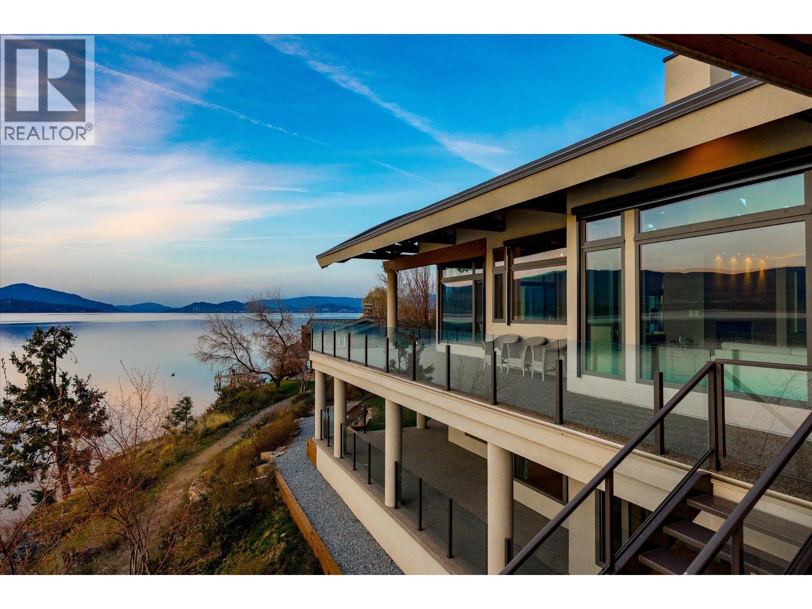 Picture for 5560 Lakeshore  Road https://www.cirrealty.ca/reb/bc/5/10366095_67.jpg