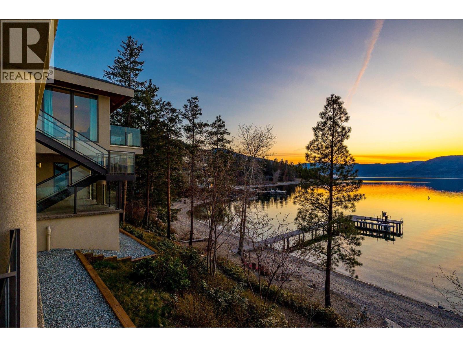 Picture for 5560 Lakeshore  Road https://www.cirrealty.ca/reb/bc/5/10366095_69.jpg