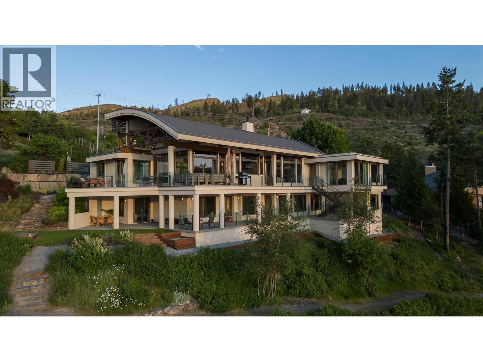 Picture for 5560 Lakeshore  Road https://www.cirrealty.ca/reb/bc/5/10366095_81.jpg