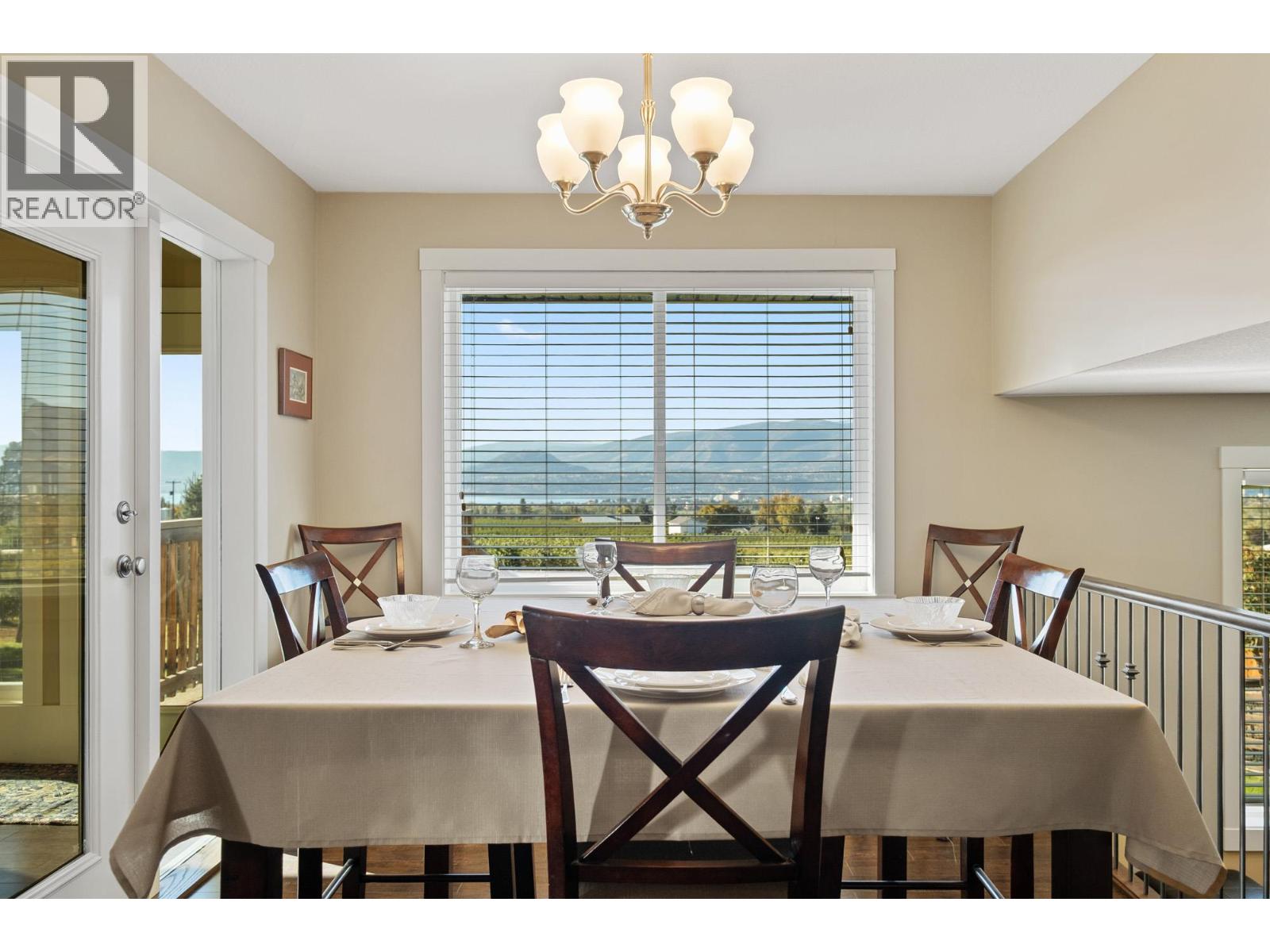 Picture for 3769 Spiers  Road https://www.cirrealty.ca/reb/bc/5/10366115_15.jpg