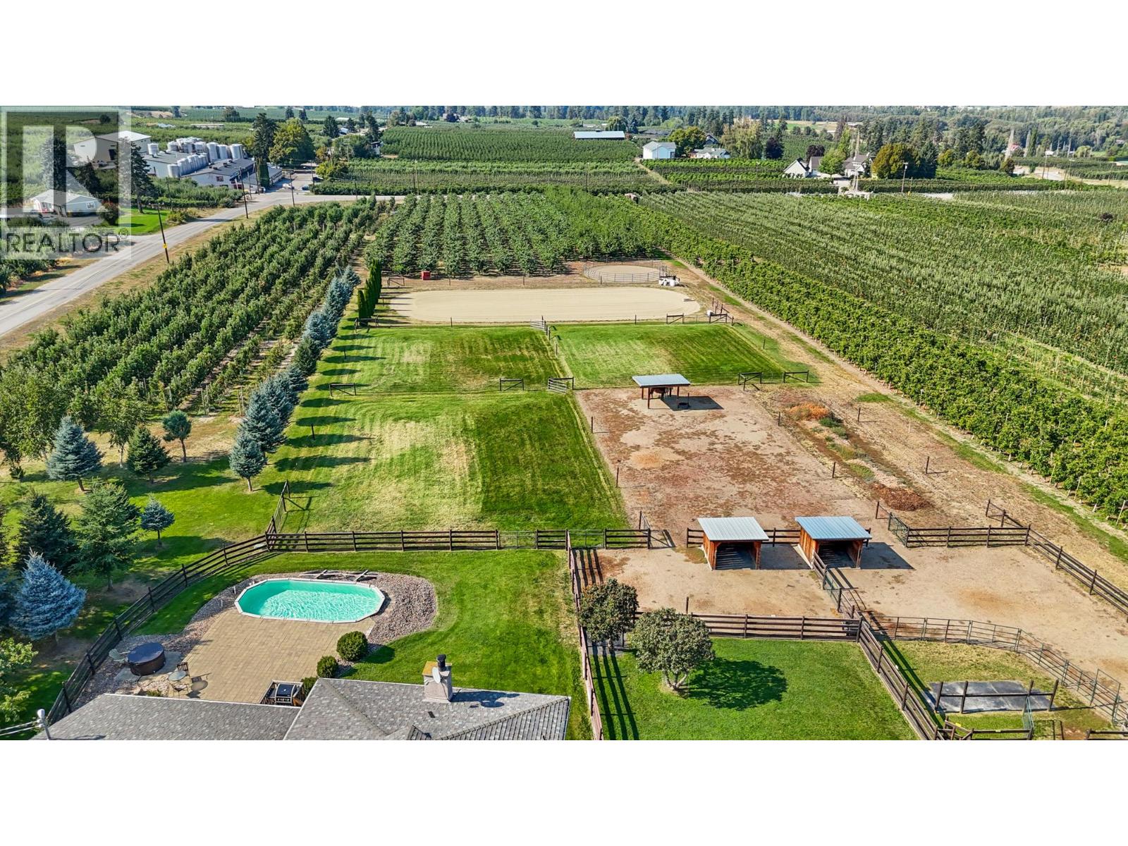 Picture for 3769 Spiers  Road https://www.cirrealty.ca/reb/bc/5/10366115_3.jpg