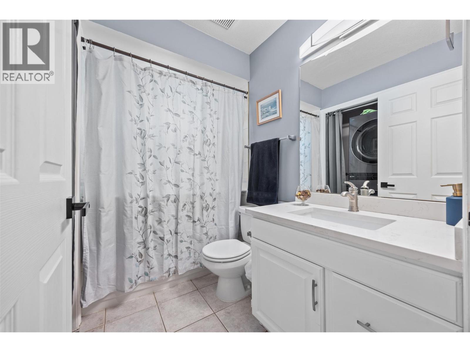Picture for 3016 Lakeview Cove  Road https://www.cirrealty.ca/reb/bc/5/10366125_15.jpg