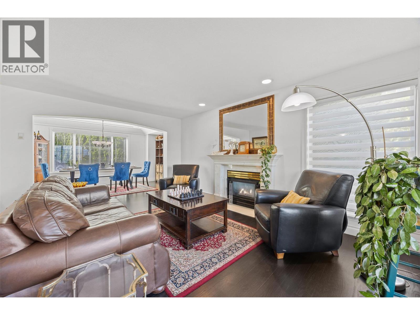 Picture for 3016 Lakeview Cove  Road https://www.cirrealty.ca/reb/bc/5/10366125_5.jpg