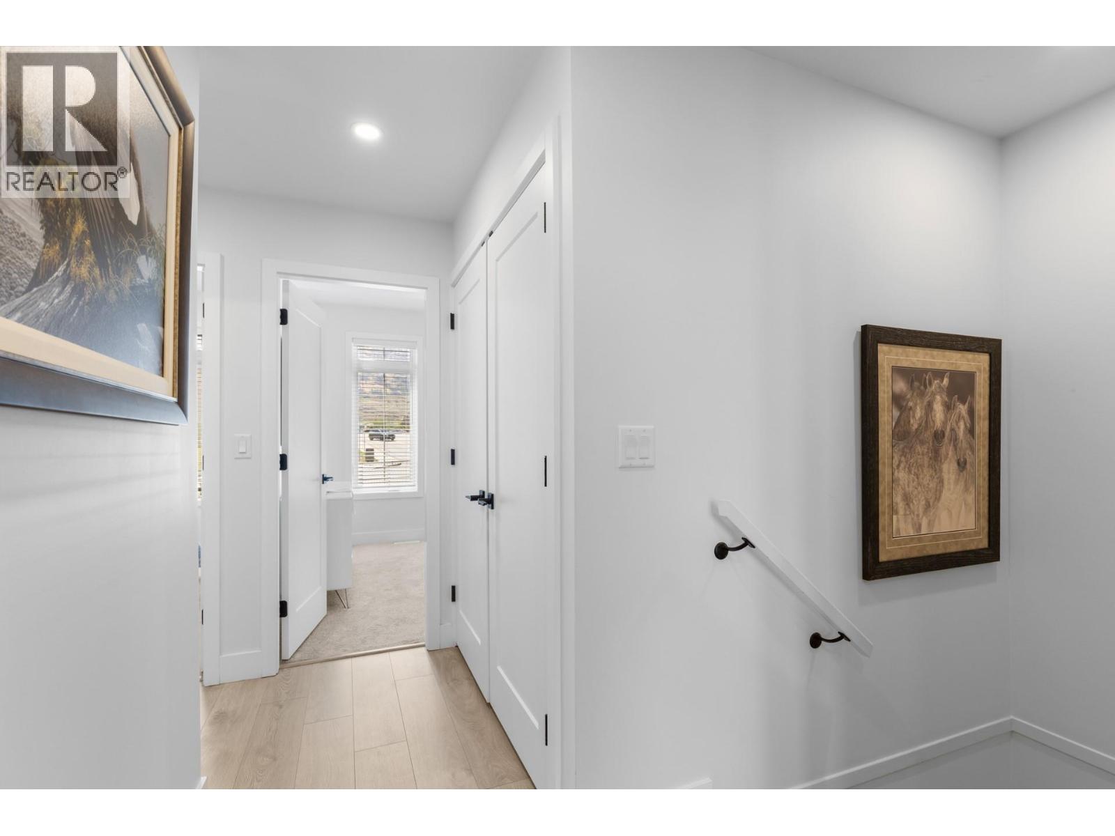 Picture for Unit #48, 8000 Vedette  Drive https://www.cirrealty.ca/reb/bc/5/10366135_19.jpg