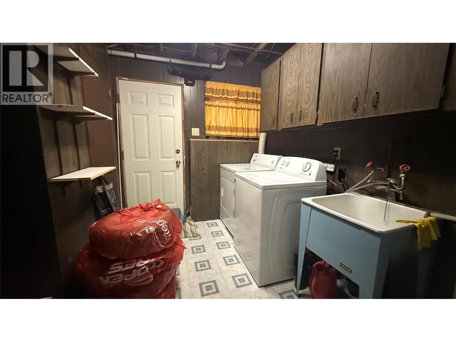 Picture for 169 Cariboo  Road https://www.cirrealty.ca/reb/bc/5/10366165_15.jpg