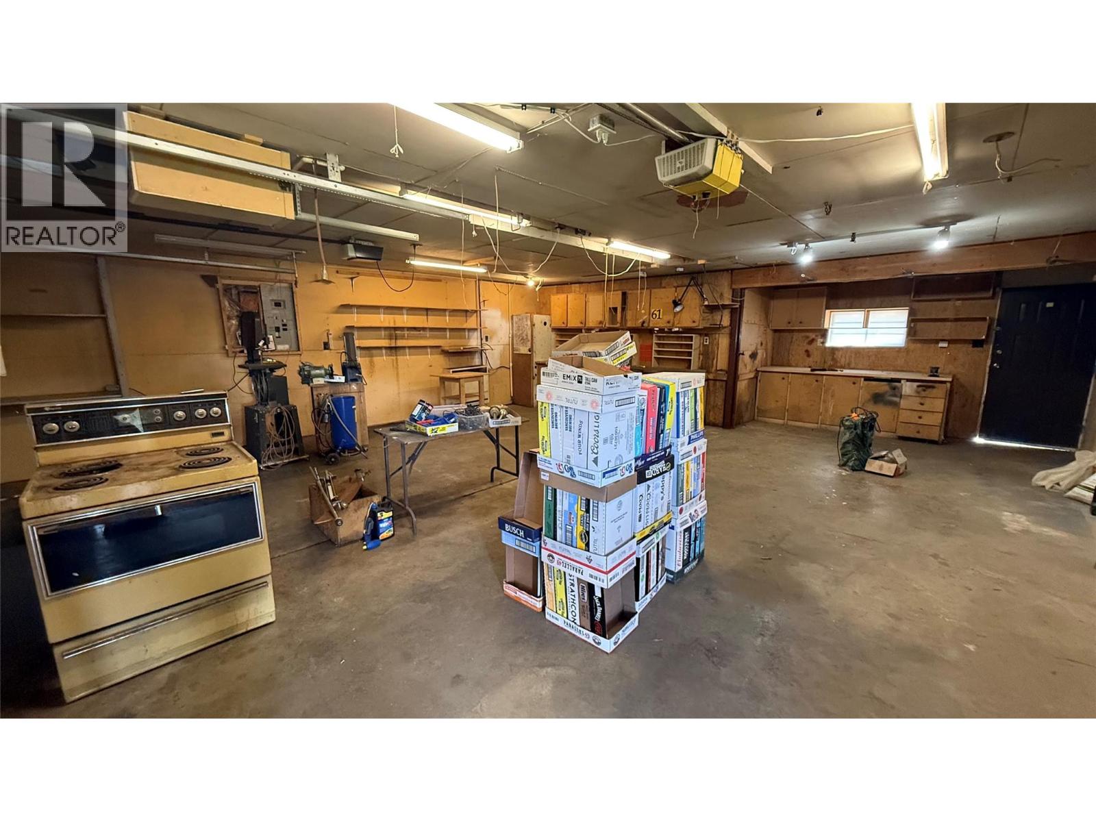 Picture for 169 Cariboo  Road https://www.cirrealty.ca/reb/bc/5/10366165_18.jpg